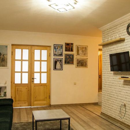טביליסי Apartment Near Church מראה חיצוני תמונה