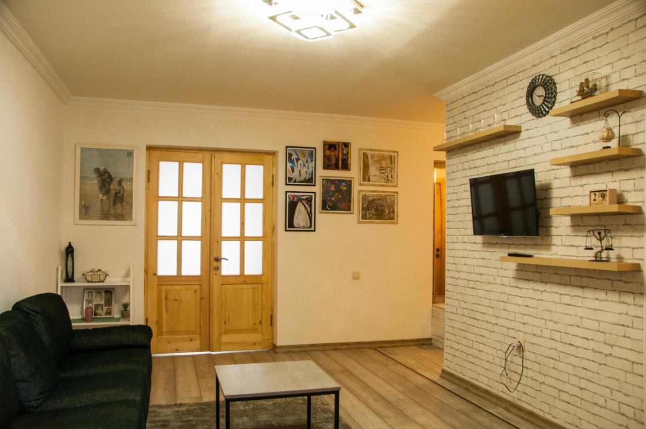 טביליסי Apartment Near Church מראה חיצוני תמונה